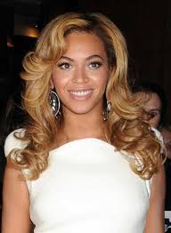 Cute short hairstyles for women over 60 with round faces. Beyonce Knowles Beauty Riot