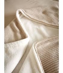 Our expert moderators ensure all listings posted for sale are 100% authentic. Wickeldecke Sand Knit Offwhite Wellness Fleece By Lovelies
