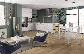 ambiance comptoir cuisine appartement mur vert cuisine moderne