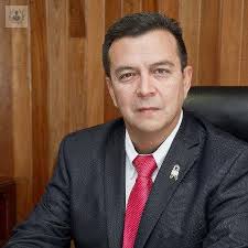 Dr. José Salvador Aburto Morales: especialista en Urología en Tlalpan