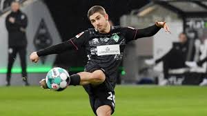 Der rekordsieger als spieler kommt regelmäßig mit seinen mitspielern vom rekordpokalsieger, um im olympiastadion von berlin pokalfeste zu feiern. Schmids Wahnsinnsschuss Hilft Bremen In Gladbach Nicht Zum Torerfolg Kicker