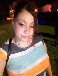 Andrea Strode's Instagram, Twitter & Facebook