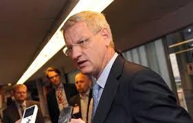Fastest and easy online meme generator, create meme, 100000+ templates, you can upload your own foto / picture. Le Sri Lanka Refuse L Entree Au Ministre Suedois Carl Bildt La Presse