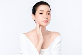 Sekarang, kami beberkan cara menghaluskan wajah secara alami, mudah, dan murah. Cara Agar Wajah Putih Mulus Tanpa Makeup Womantalk