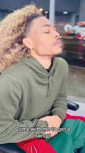 Devon Ashton's Instagram, Twitter & Facebook