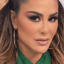 Ninel conde denuncia a giovanni medina por violencia de género | video. Ninel Conde Sin Maquillaje Es Irreconocible
