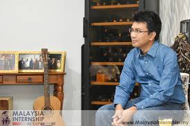 President of ideas, yam tunku zain al'abidin tuanku muhriz was interviewed on the breakfast club bernama tv january 3rd 2011. Wednesday Club With Yam Tunku Zain Al Abidin Tapio