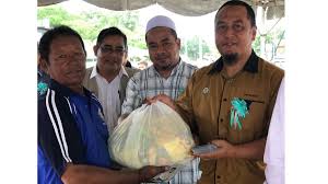 Kebiasaan di musim tengkujuh nelayan tidak turun ke laut dan aktiviti menjala ikan di pesisir pantai menjadi rutin harian bagi. Pas Kemasik Prihatin Nasib Nelayan Di Musim Tengkujuh