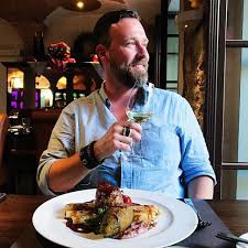 Gutes Essen Und Ein Glaschen Wein So Liebe Ich Das Schliesslich Ist Jetzt Wochenende Da Kann Man Ja Mal Kochhelden Weekend Wochenende Nomnomnom Yum