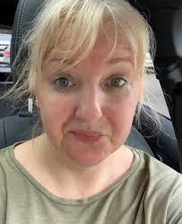 Peggy Scott's Instagram, Twitter & Facebook