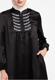 All categories aksesoris wanita blouse wanita dress wanita feutred produk jacket pria jam tangan pria jam blouse wanita. Ellen Dress Dari Omara Hitam Baju Muslim Blus Wanita