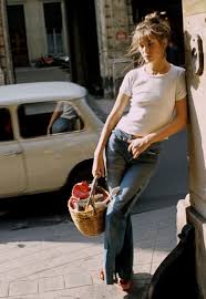 Her mom, judy campbell, was an english entertainer, most famous for her work in front of an audience. Paris Style Icone Jane Birkin Personal Shopper Paris Dress Like A Parisian