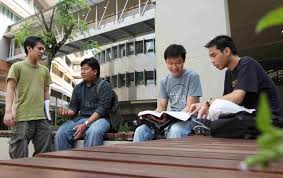 Courses our degree structure is flexible enough to service your interests in science, either in a general degree with specific majors (such as medicinal chemistry or biotechnology or microbiology) or through our named degrees such as the bachelor of medical bioscience or food science and technology. Courses Study Options Monash University Malaysia