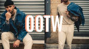 Martens like the 2976 smooth leather chelsea boots, 2976 smooth leather platform chelsea boots, and 2976 smooth leather chelsea boots in a variety of leathers, textures and colors. How To Style Chelsea Boots 3 Outfit Ideas Men S Fashion 2019 Youtube