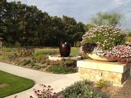 Se recensioner, bilder och fantastiska erbjudanden på hotell i brookings på tripadvisor. Mccrory Gardens Visitor Center Terrace Gardens Picture Of Mccrory Gardens Brookings Tripadvisor