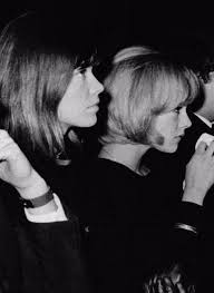 Deepskyobject Francoise Hardy Sylvie Vartan A L Olympia En Decembre 1963 Jean Marie Perier Francoise Hardy Hardy French Actress