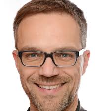 Sebastian Sauer Academic