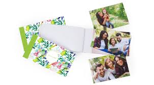 Forfolio 4x6 flip photo album picture frames collection book desktop displaying great gifts for family and friends, pack of 2 hold 40 prints (black cover, white interior) 4.3 out of 5 stars 188 $18.99 $ 18. Sharebook Create A Small Booklet With 50 Photos 4x6 Inches Colorland Us