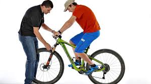 Setup Tipps Fur Ihre Mtb Federgabel So Stellen Sie Ihre Gabel Perfekt Ein Federgabel Perfekt Einstellen So Funktioniert S In 2020 Federgabel Gabel Fahrrad Mountainbike