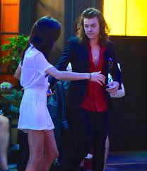 Harry styles is at the center of romance rumors once again as the one direction star was spotted hanging with beautiful victoria's secret angel sara sampaio during their time in nyc earlier this week. Sara Sampaio With Harry Styles 36 Gotceleb