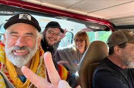 What a year, wish I could add more than 10 pics Such a hard year  financially & mentally, having to keep stepping when the universe seemed to  be saying stop. A person