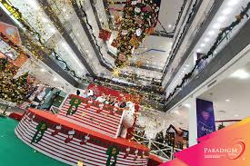 Company:windpex (w) management sdn bhd. Malaysia S Biggest Upside Down Christmas Tree Lifts Holiday Spirits At Paradigm Mall Jb Johor Foodie