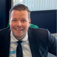 100+ "Mike Dekker" profiles