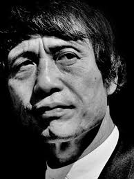 Fabio Viale: Master of Illusion in Marble Sculpting