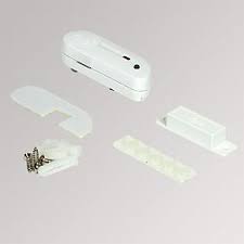 4 x sets of accessories. Yale Hsa6010 Door Window Wire Free Surface Mount Contact Burglar Alarm Accessories Screwfix Com