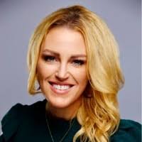 Jessica Munro's Instagram, Twitter & Facebook