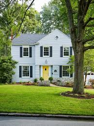 The show's producers seek families with interesting stories to tell, and dilapidated homes to prove they are in need of assistance. Curb Appeal From Around The Country Hgtv