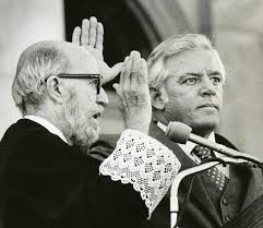 Carlos romero barceló attended phillips exeter academy in the state of new hampshire, graduating in 1949. Legisladores Destacan El Legado Y La Trayectoria Del Exgobernador Carlos Romero Barcelo Wipr