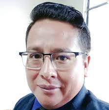 Efrain Garay's Instagram, Twitter & Facebook