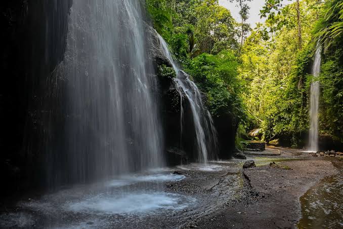 Yeh Bulan waterfall