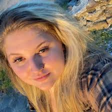 Olivia Starnes (olivia_starnes_)