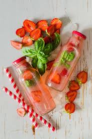Infused Water Rezepte Wasser Mit Geschmack Selber Machen Womz Rezepte Fur Wasser Mit Geschmack Wasser Rezepte Smoothie Rezepte Gesund