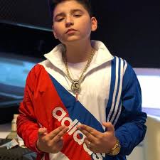 Bernardo correia ribeiro de carvalho costa, popularly known as agir, is a portuguese singer and composer. Stream Agir Sbr Hmdl Official Audio By Agir Sbr Listen Online For Free On Soundcloud