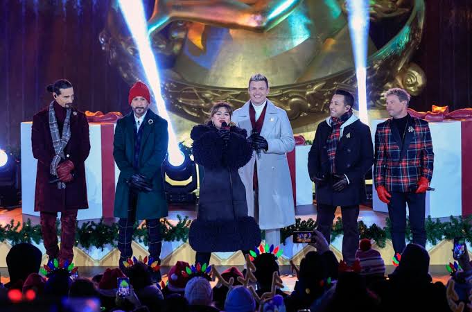Backstreet Boys Perform at 'Christmas in Rockefeller Center'