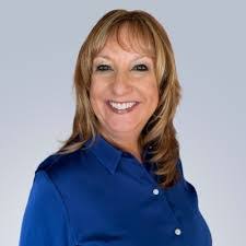 Tracy Grandstaff's Instagram, Twitter & Facebook