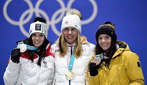 Ob auf einem oder zwei brettern: Ester Ledecka Karriere Erfolge Und Medaillen Der Olympiasiegerin Im Super G