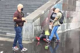 In deutschland gibt es derzeit keine konkreten hinweise auf ein bevorstehendes attentat. Kommentar Zu Terror In Paris Angst Vor Der Uberfremdung Politik Stuttgarter Zeitung