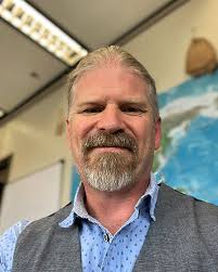 Marcus Hamilton's Instagram, Twitter & Facebook