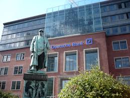 Die deutsche bank wurde 1870 in berlin gegründet und hat ihren sitz in frankfurt am main. Datei Dienstgebaude Direktion Essen Deutsche Bank Jpg Wikipedia