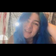 Daisy Jenkins, Bleeding Gums...