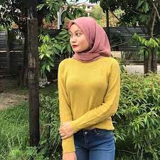 Pin By Asdf Zxc On Awek Tudung Fashion Beautiful Hot