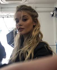 Zara Gonzalez (zarrigg)