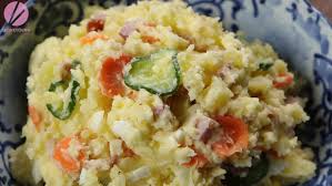 1 red delicious apple, cored and sliced (to decorate) juice of half a lemon Korean Potato Salad Recipe Video Seonkyoung Longest