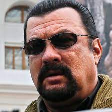 I will tweet fans when i'm not working on movie projects! Keine Anklage Gegen Steven Seagal In Mutmasslichem Missbrauchsfall Von 2002 Stars
