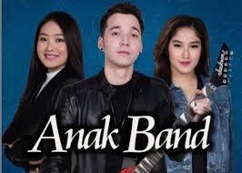 Jadi artis/ pemain sinetron dan jadi musisi itulah impian saya , tapi awalnya saya sering stay dibidang music metal tentunya , tapi saya tidak yakin diindonesia ini sangatlah sulit untuk menerima karya karya metal ditanah air ini , untuk itu saya ingin memulai dunia entertaint demi cita cita saya yang belum kesampaian ini , semoga. Sinopsis Anak Band Sctv Hari Ini Kamis 15 Oktober 2020 Tabloidbintang Com