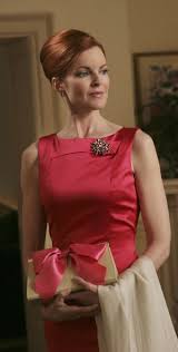 Pin By Andreas Warhol On I D Like To Be Like Bree Desperate Housewives Bree Van De Kamp Fashion
